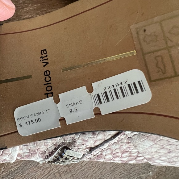 Dolce vita snakeskin booties - Picture 4 of 6